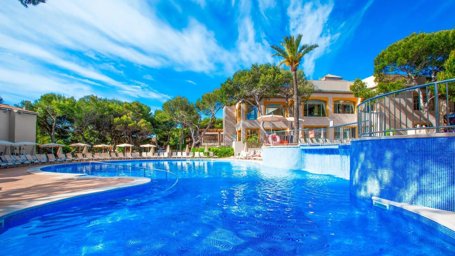 Viva Cala Mesquida Resort & Spa